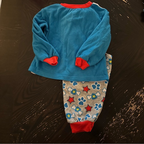 Paw patrol fleece pajamas 3T - Picture 2 of 3